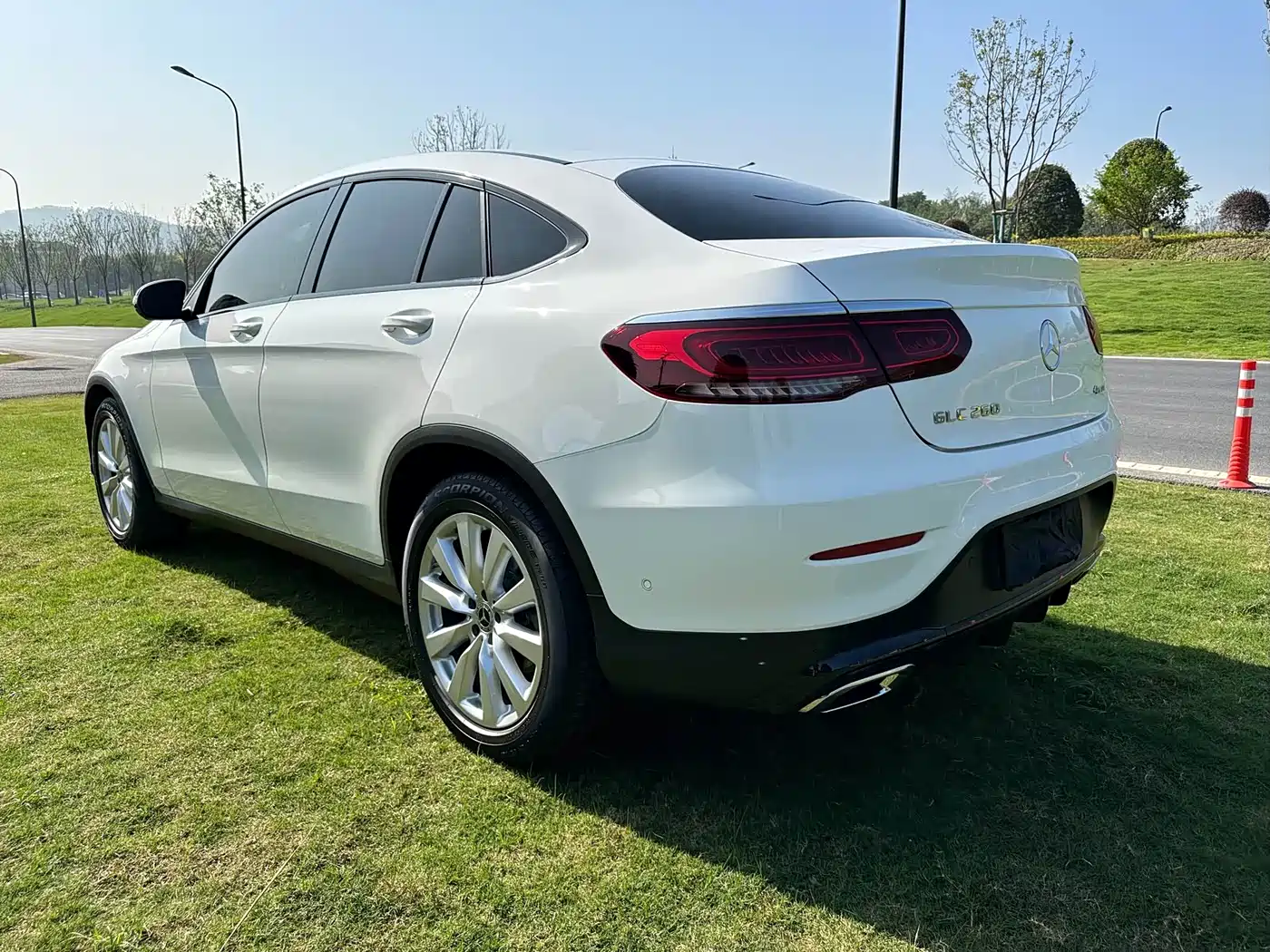 Mercedes-Benz GLC Coupe 2020 2020 GLC 260 4MATIC Coupe SUV