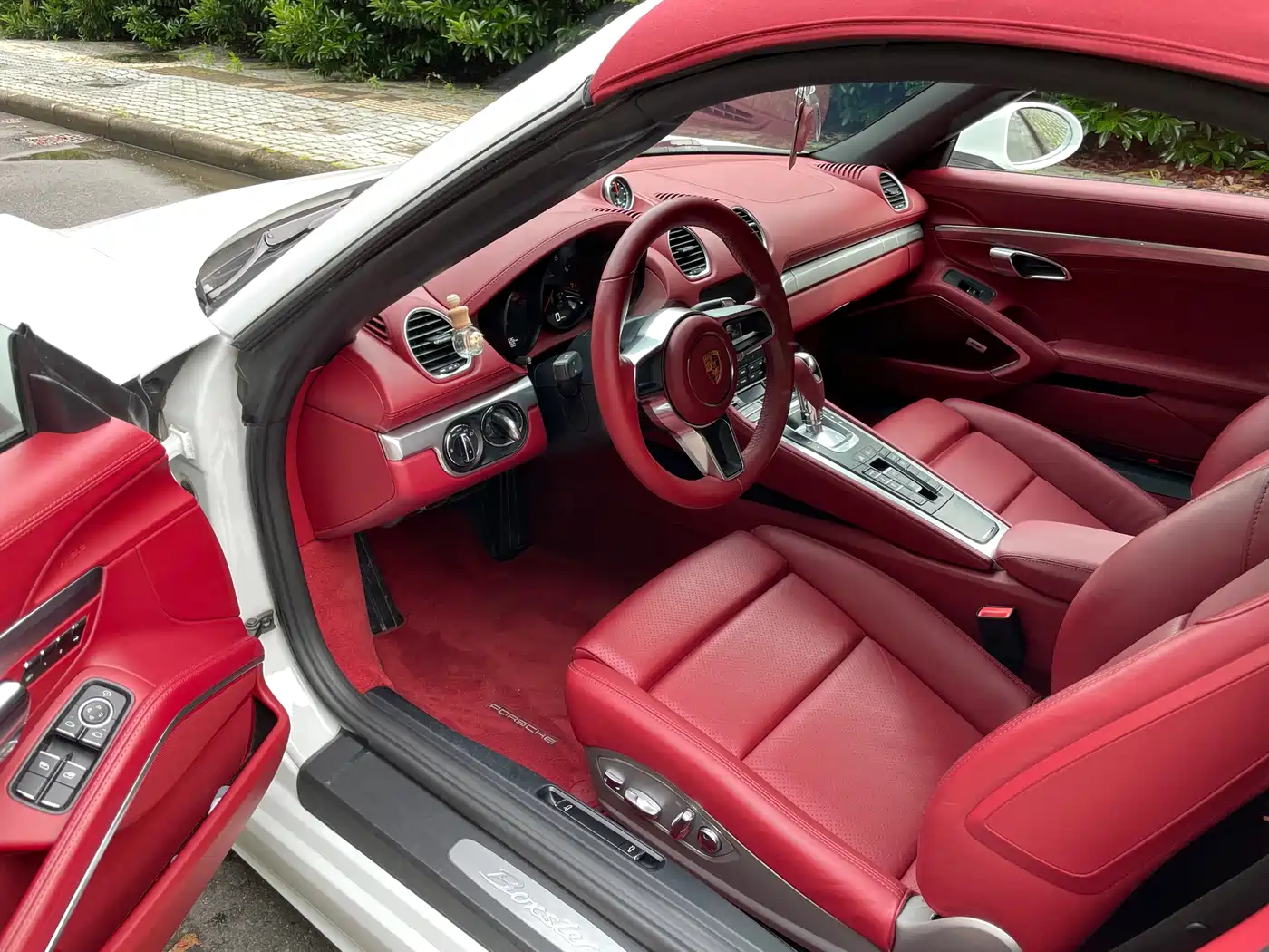 Porsche 718 2018 Boxster 2.0T фото 8