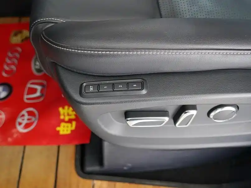 GAC Trumpchi Trumpchi M8 2021 Leading Show Series 390T Ultimate Edition фото 12