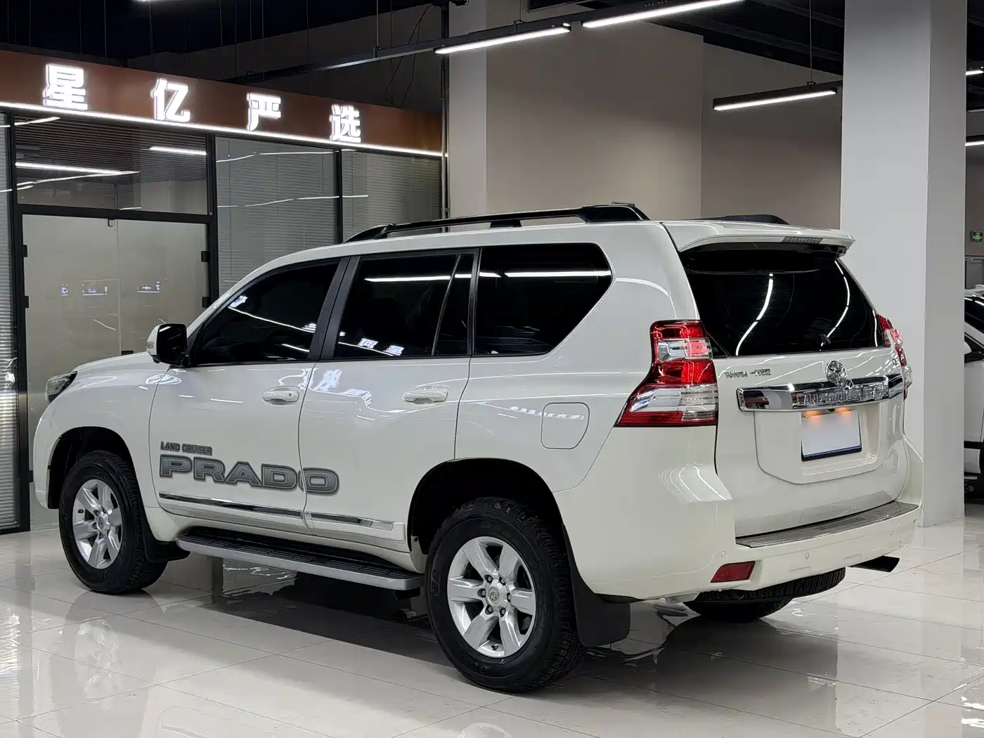 Toyota Prado 2016 3.5L Auto TX-L NAVI фото 20
