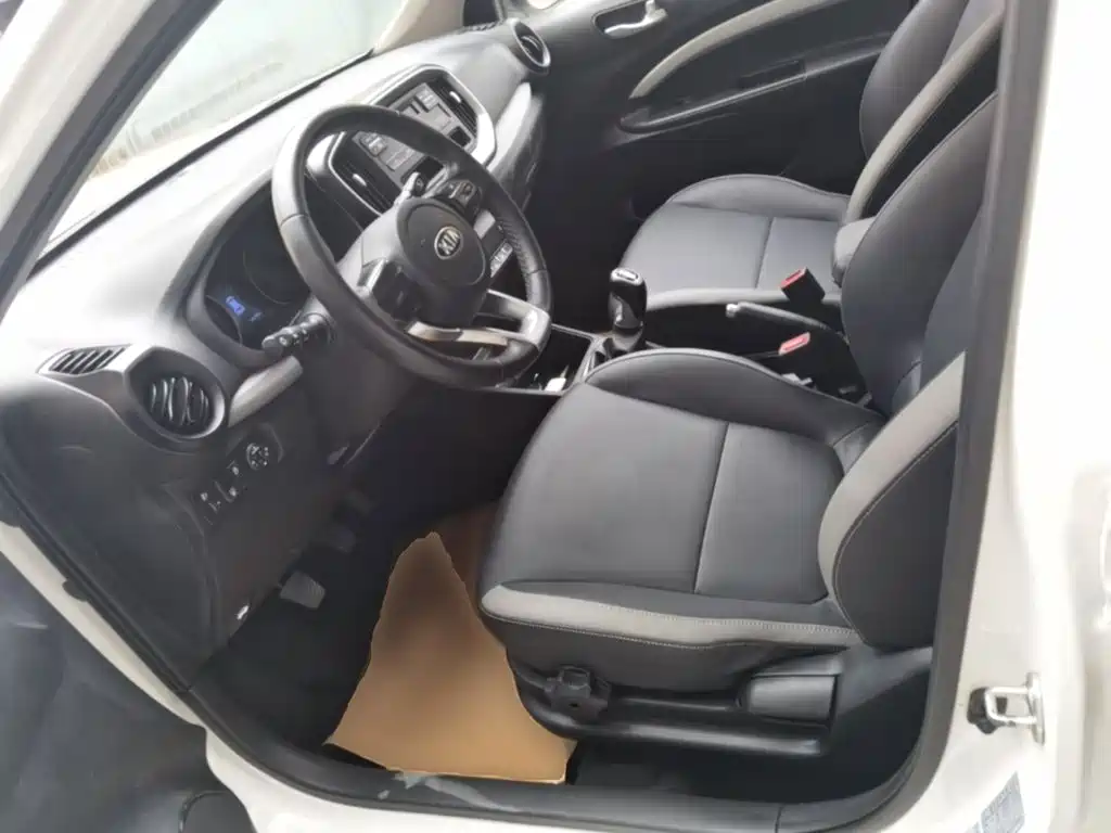 Photo 15 - Kia KX1