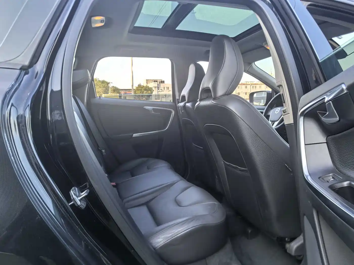 Volvo XC60 (Import) 2013 2014 T5 Zhiyi Edition