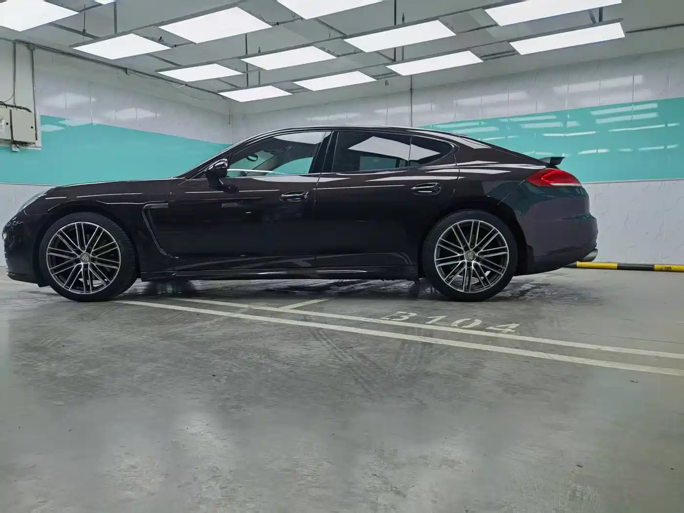 Porsche Panamera 2014 Panamera 4 3.0T фото 11