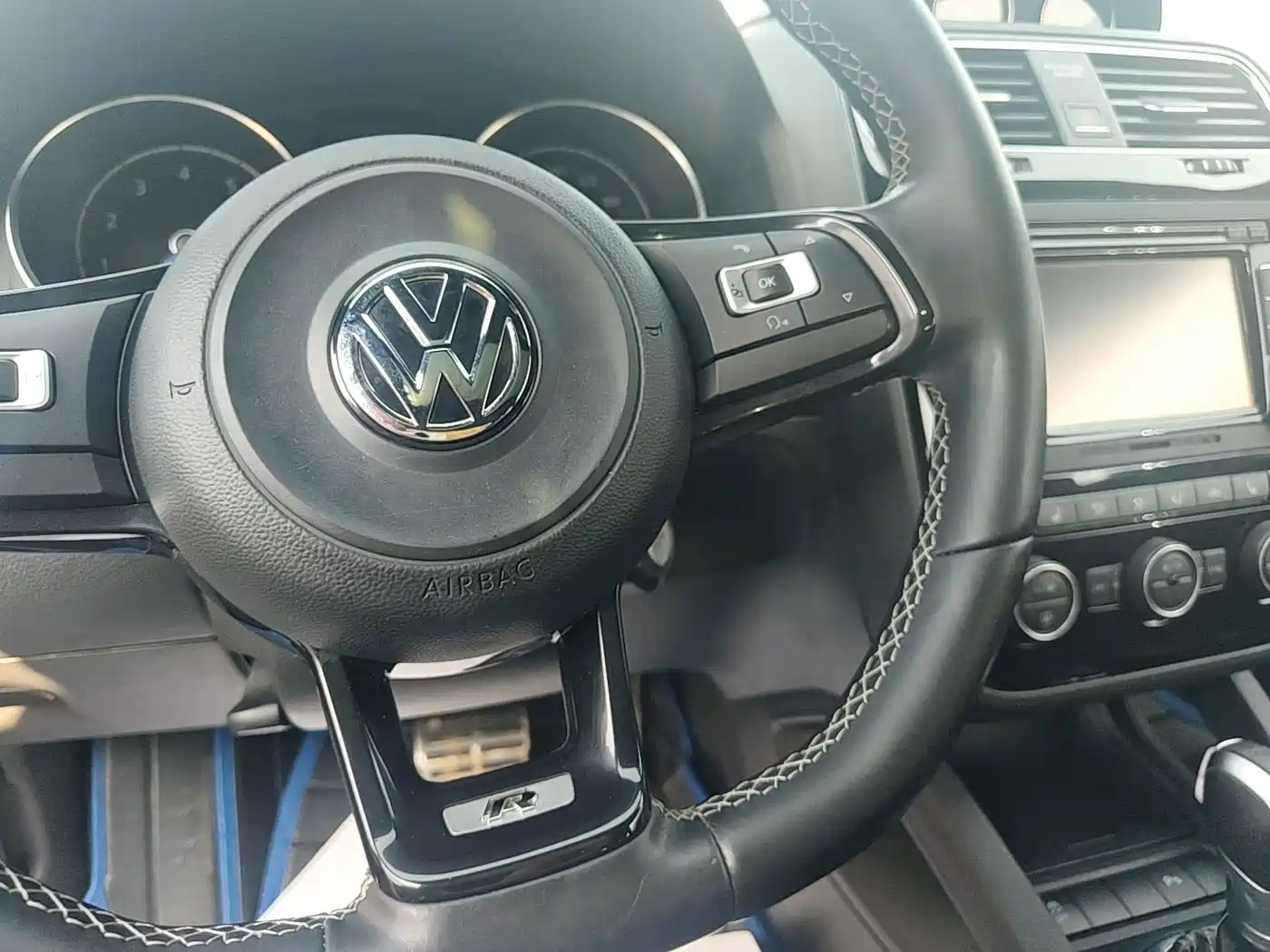 Volkswagen Scirocco 2016 2015 R 2.0TSI