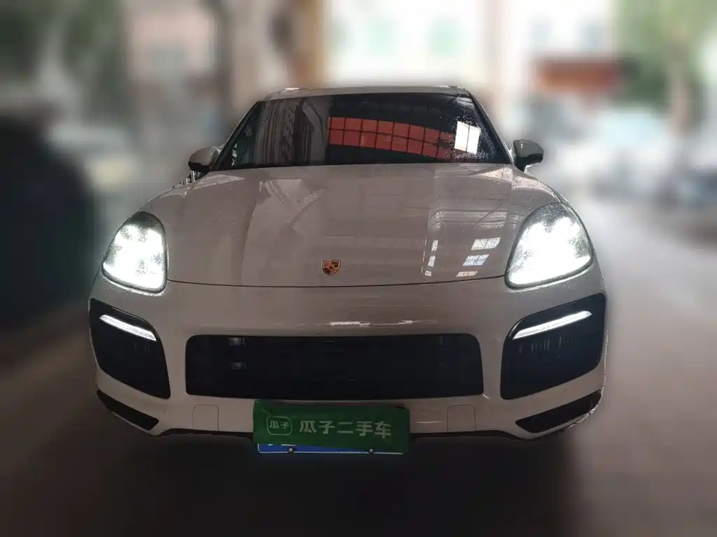 Photo 24 - Porsche Cayenne