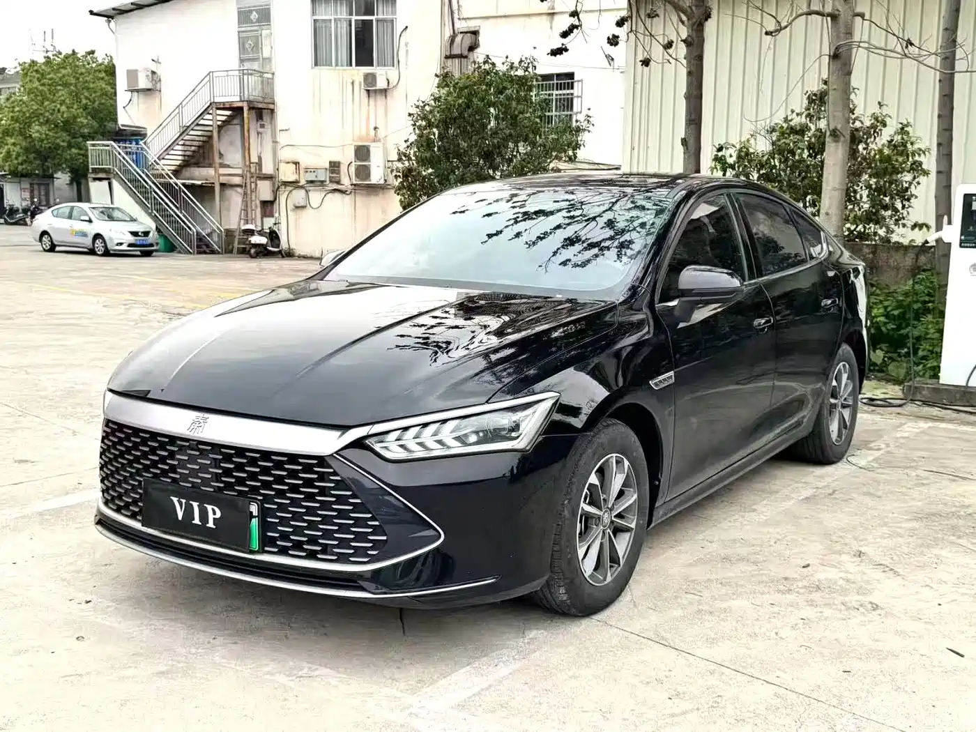 BYD Qin PLUS 2023 Champion Edition DM-i 55KM Leading