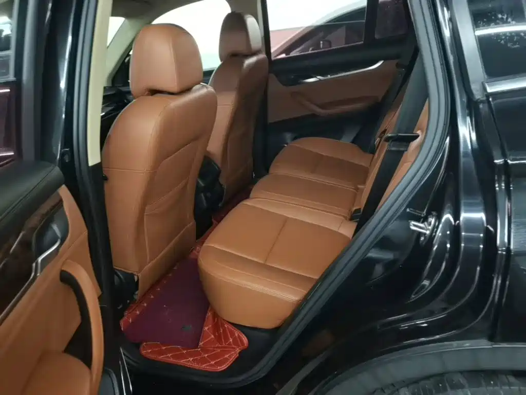 Hanteng Auto Hanteng X7 2018 2018 Model X7S 1.5T Automatic Luxury Edition