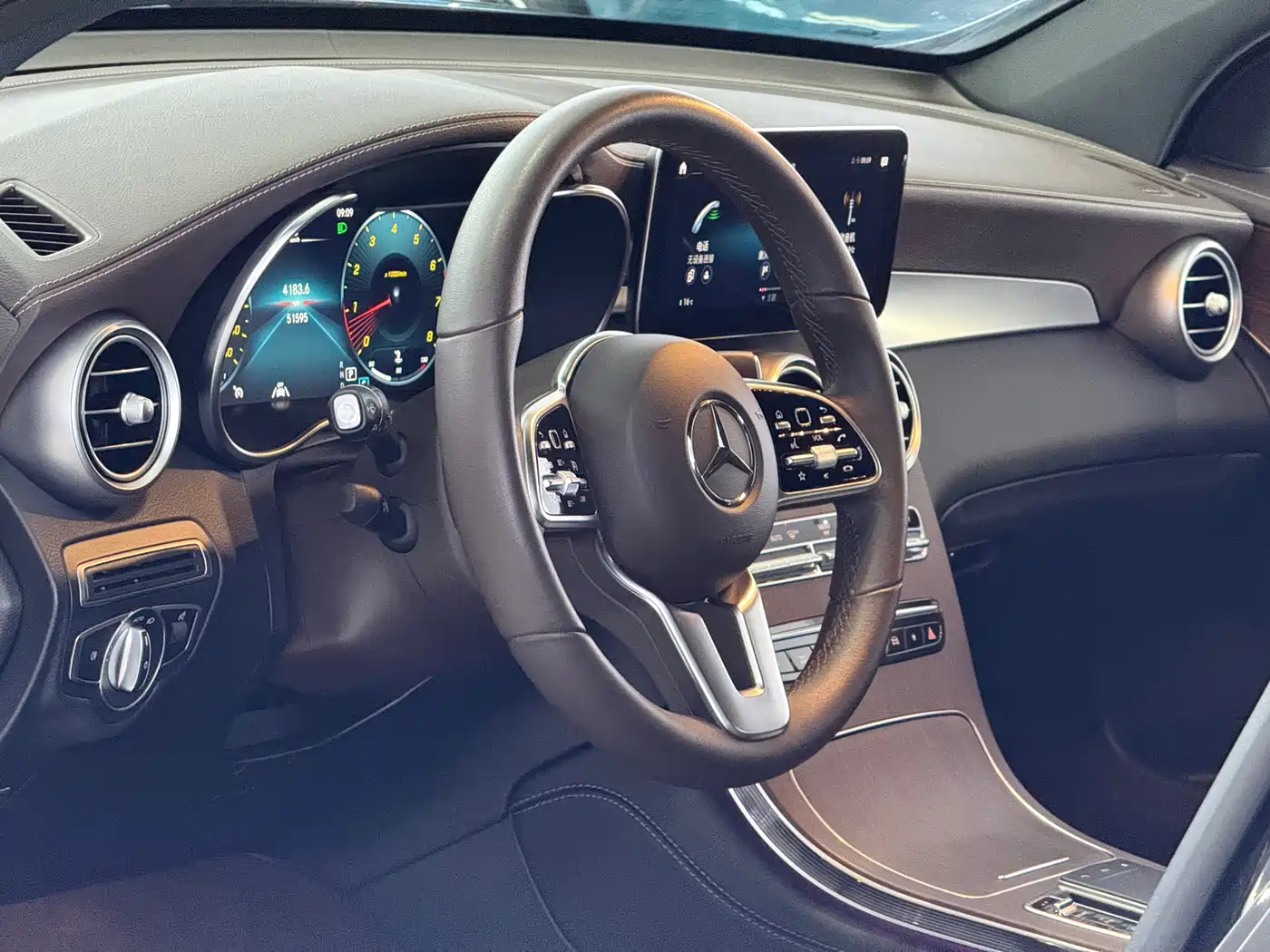 Mercedes-Benz GLC 2021 GLC 300 L 4MATIC Sporty фото 5