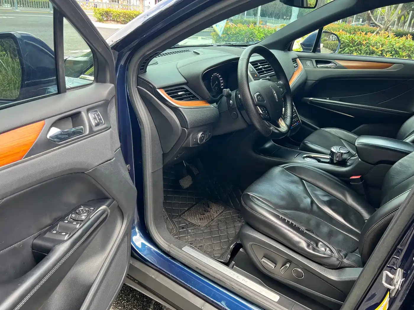 Lincoln MKC 2016 2016 2.0T 2WD Luxury