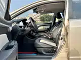 Фото 10 - Geely Vision