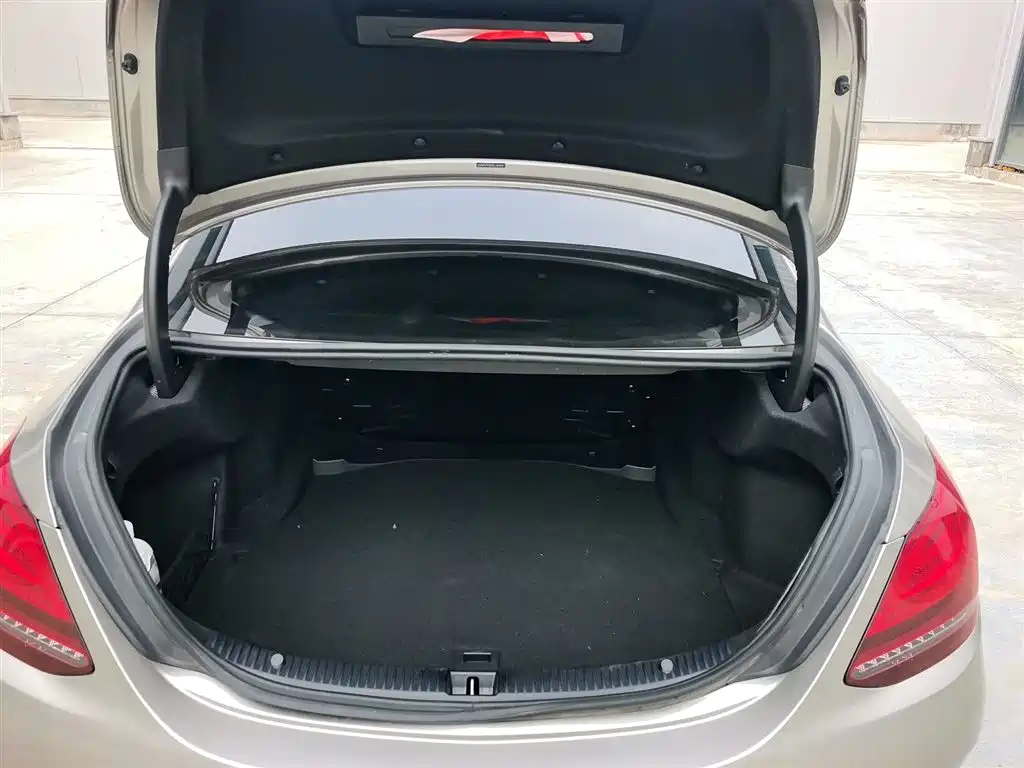 Mercedes-Benz C-Class 2019 Facelift C 260 L Sport фото 15