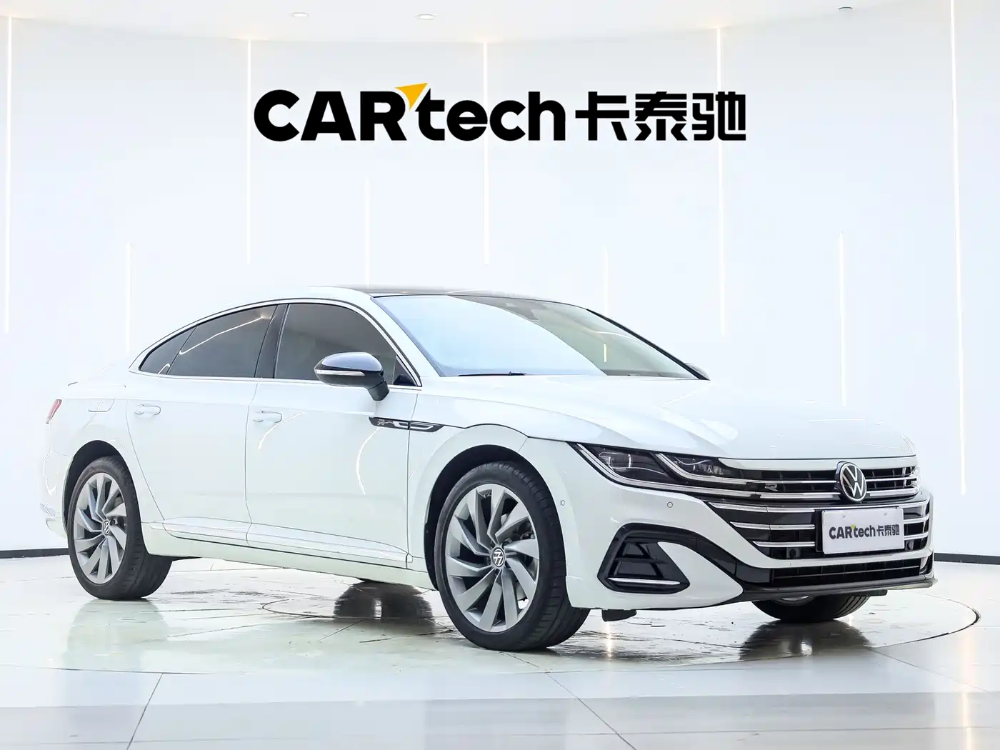 Volkswagen FAW-Volkswagen CC 2023 380TSI Eye-catching Edition фото 8