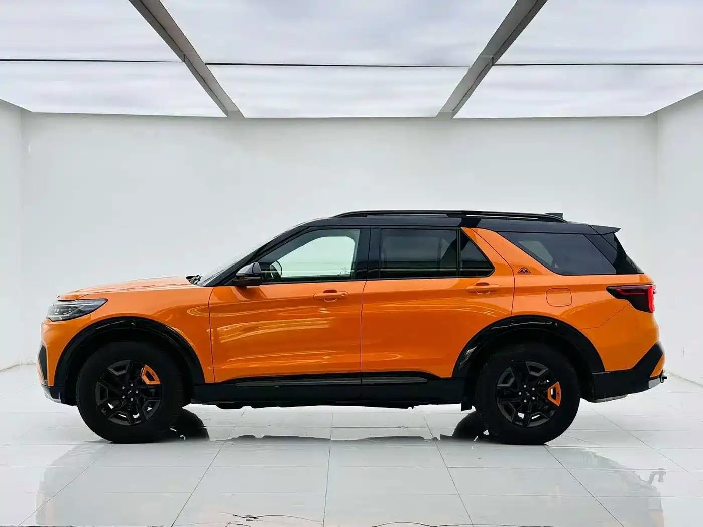 Ford Explorer 2024 2024 2.3T EcoBoost Kunlun Summit Edition 7-Seater