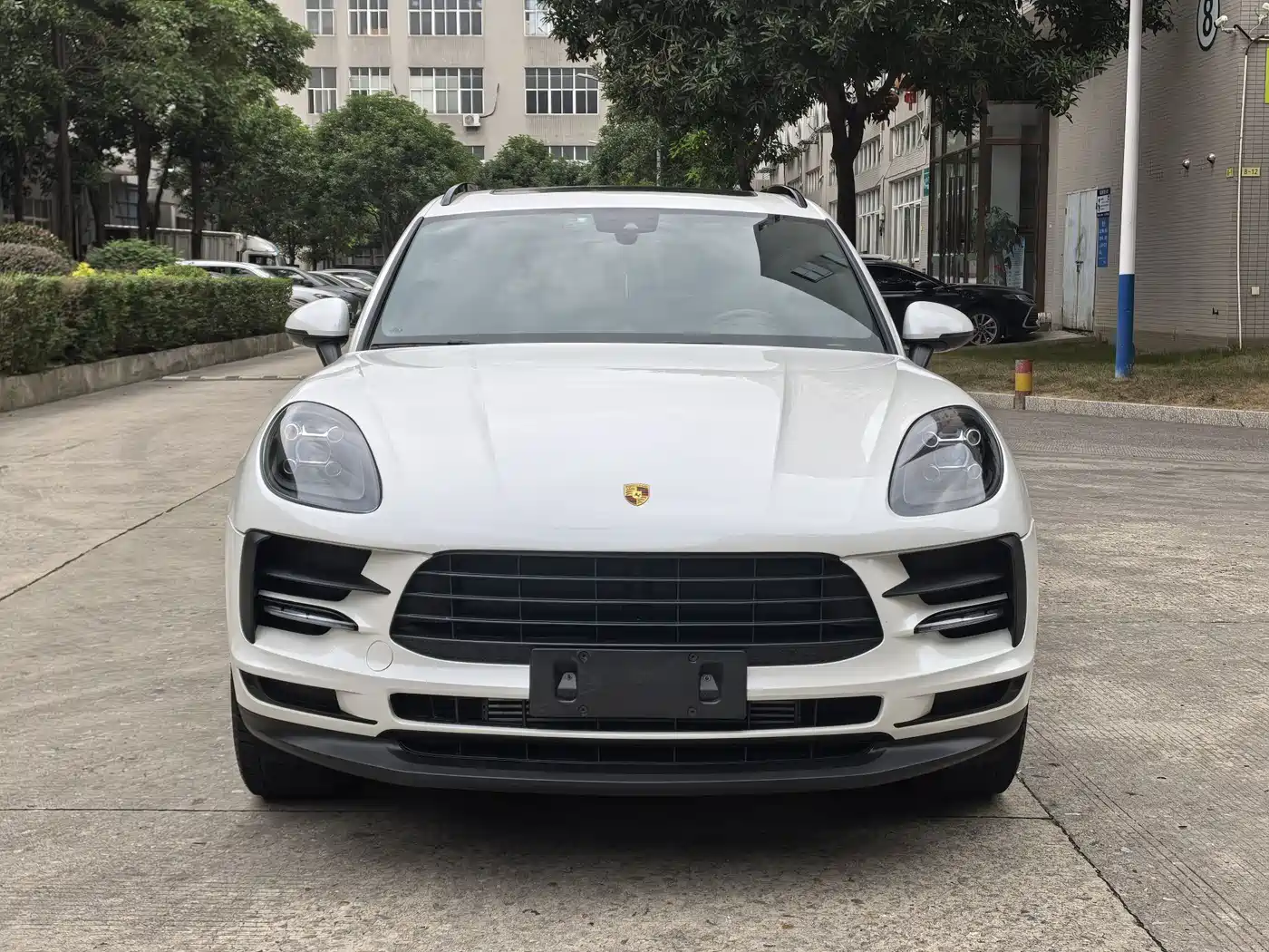 Porsche Macan 2018 Macan 2.0T фото 2