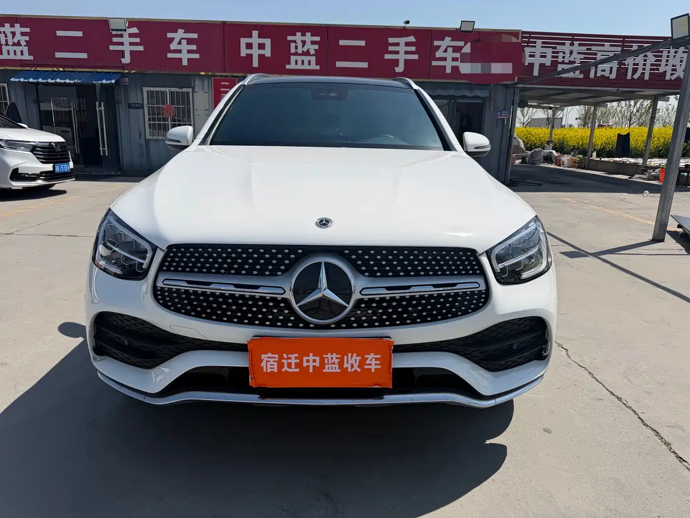 MERCEDES-BENZ GLC