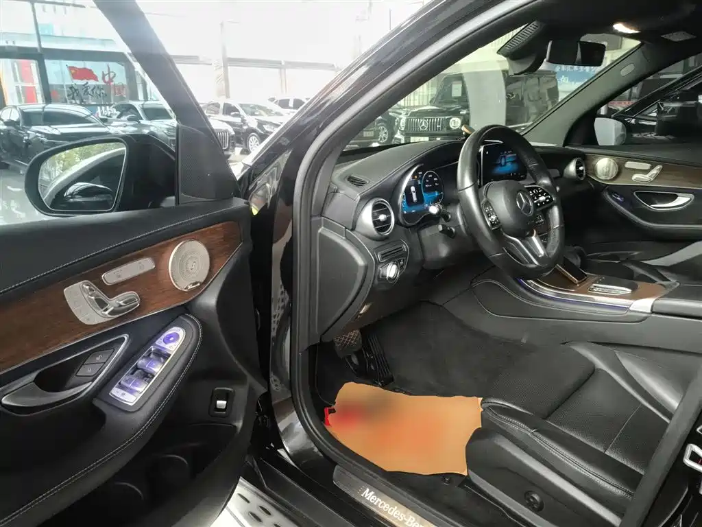 Mercedes-Benz GLC 2020 Facelift GLC 300 L 4MATIC Dynamic фото 16