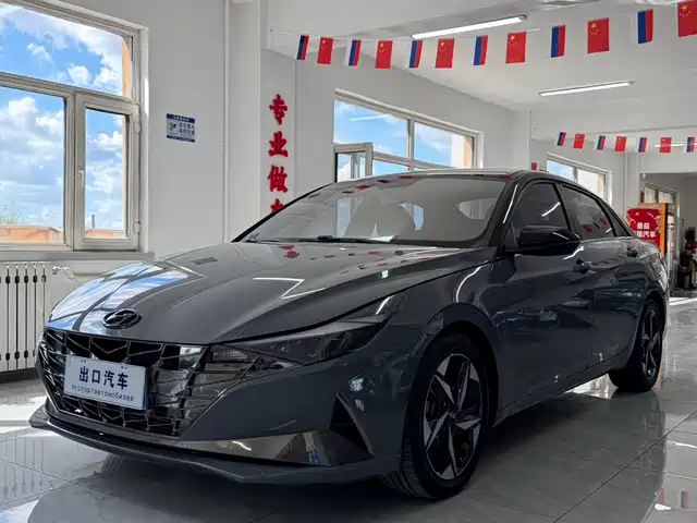 Hyundai Elantra 240TGDi DCT LUX, Премиум