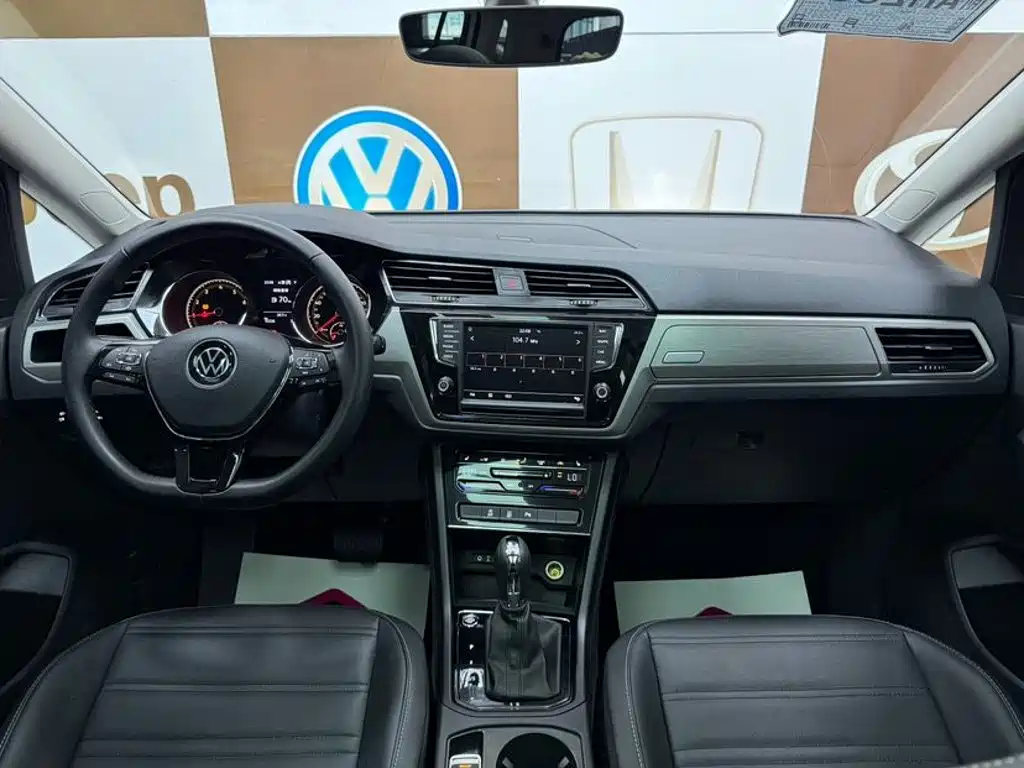 Volkswagen Touran 2022 2021 Touran L 280TSI DSG Cross Edition 7-seater