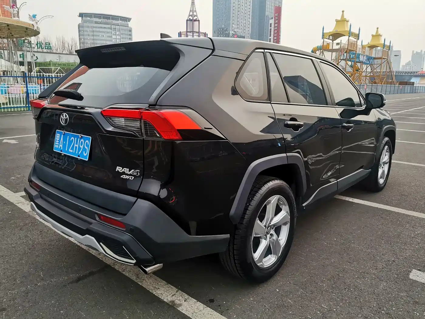 TOYOTA RAV4 RONGFANG