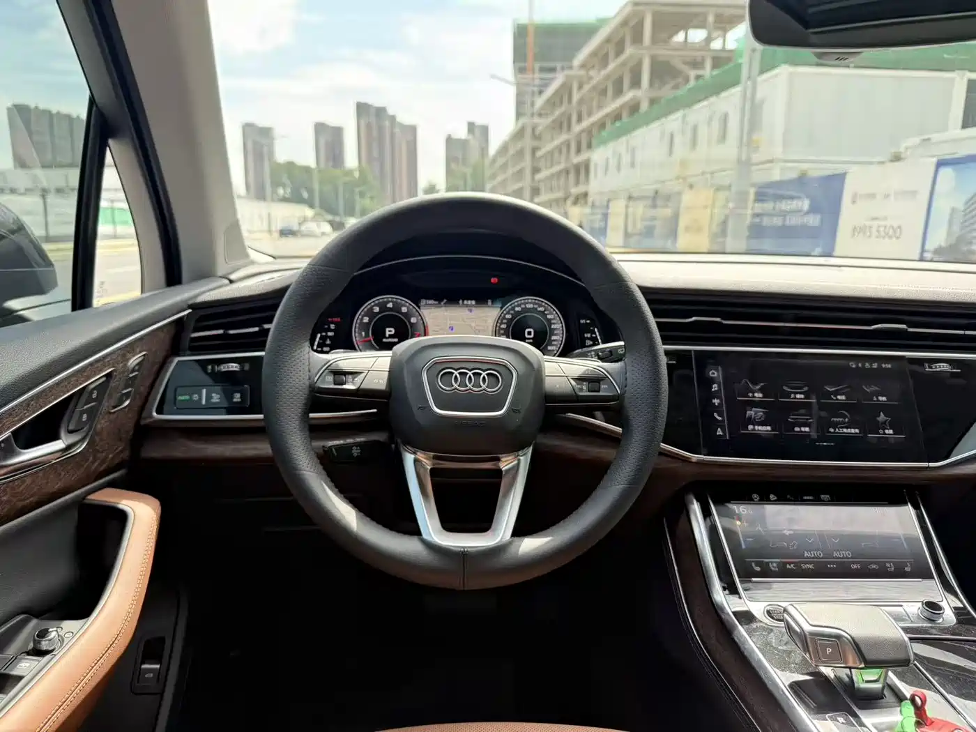 AUDI Q7