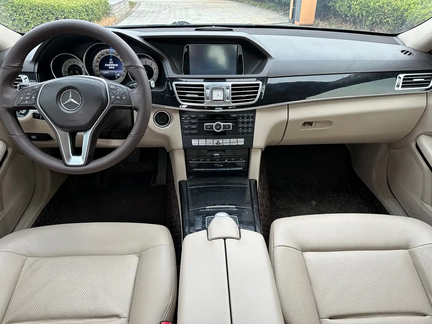 Mercedes-Benz E-Class 2014 Facelift E 260 L Sport фото 6