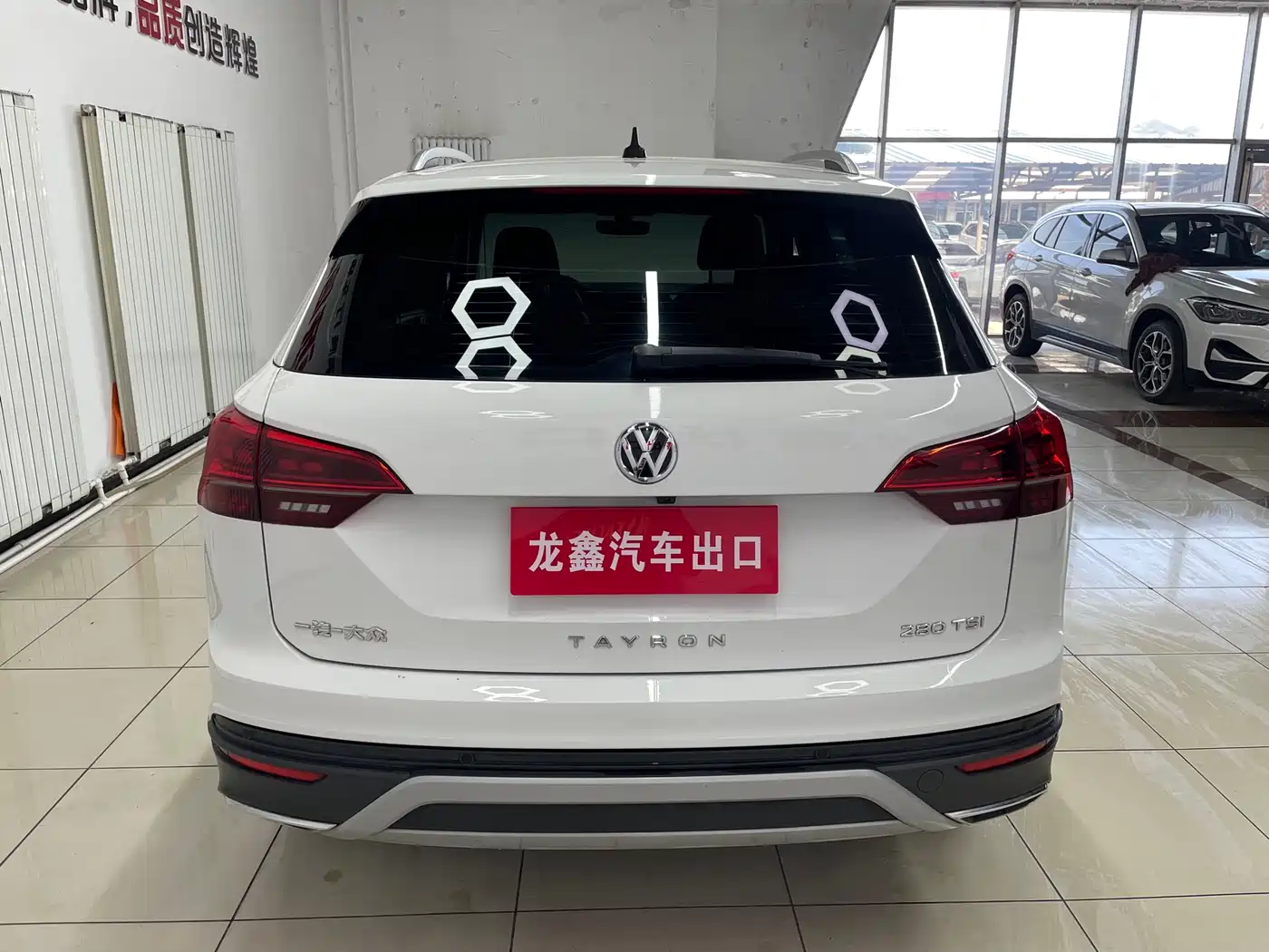 Volkswagen Tayron 2021 280TSI 2WD Luxury Smart Connect фото 5