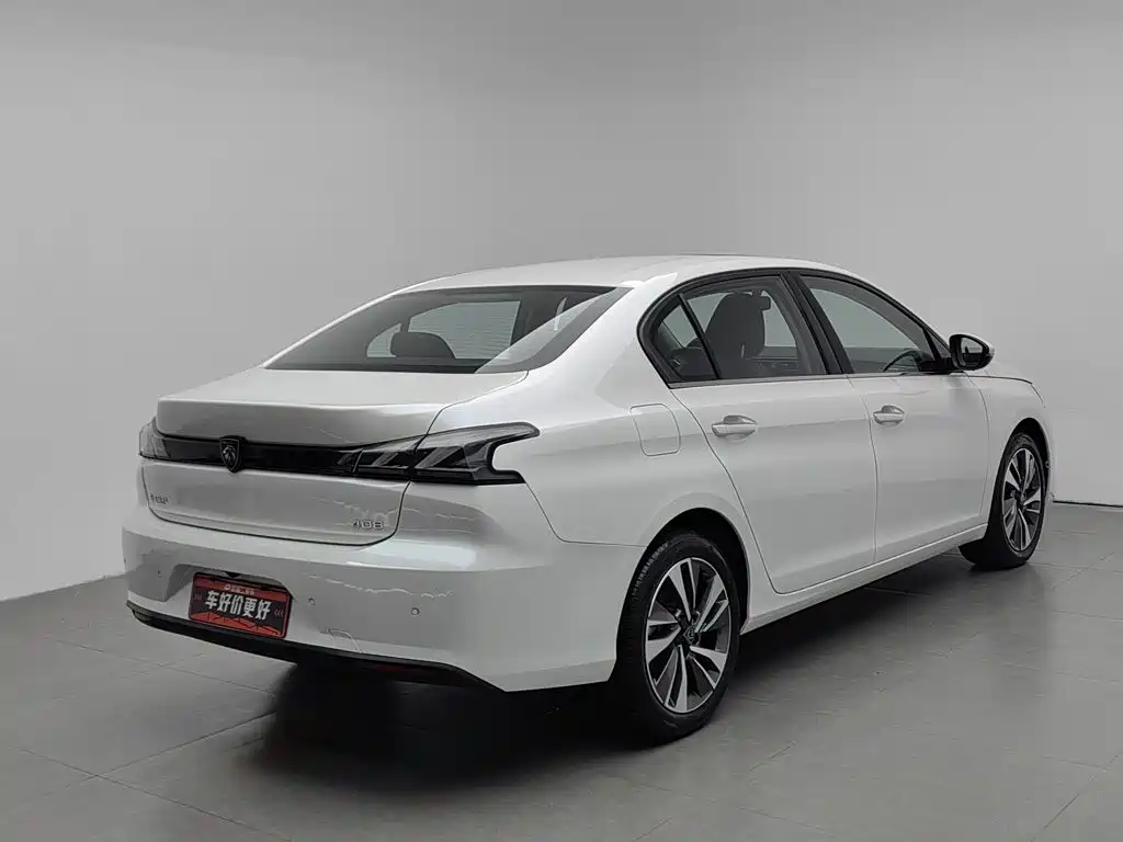 Peugeot 408 2024 2022 1.6T Light Chaser Edition