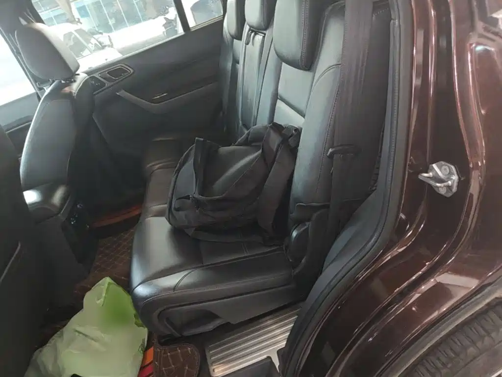 Ford Everest 2018 2017 2.0T Gasoline Automatic 4WD Luxury Edition 5-Seater