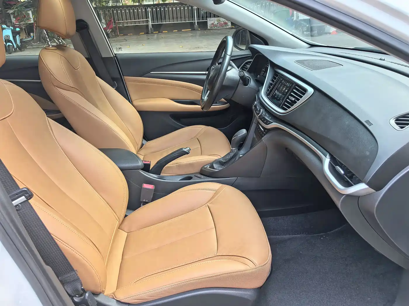 Buick Excelle 2019 18T Auto Connected Flagship China VI фото 13