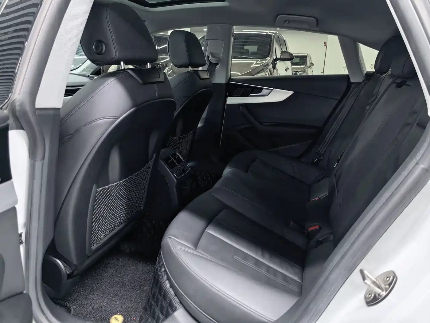Audi A5 (Import) 2023 Sportback 40 TFSI quattro Luxury Dynamic фото 12