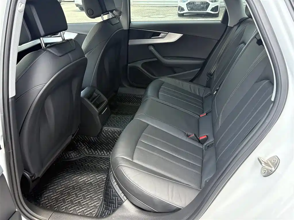 Audi A4L, миниатюра 8