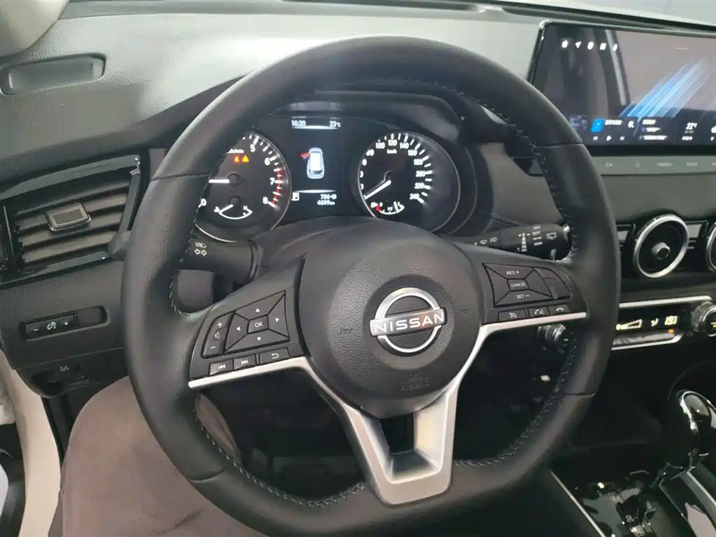 NISSAN QIJUN
