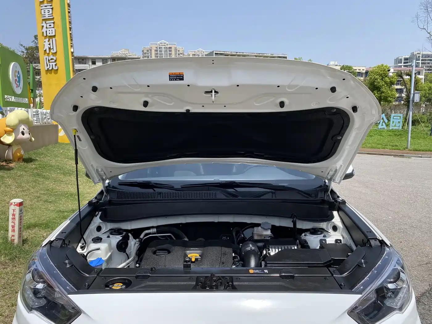 Hyundai Beijing Hyundai ix35 2019 2.0L Automatic 2WD Zhiyong·Smooth Enjoy China VI фото 17