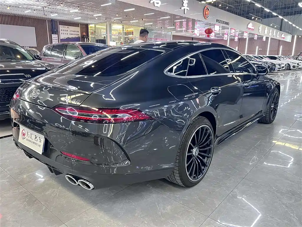 MERCEDES-BENZ AMG GT