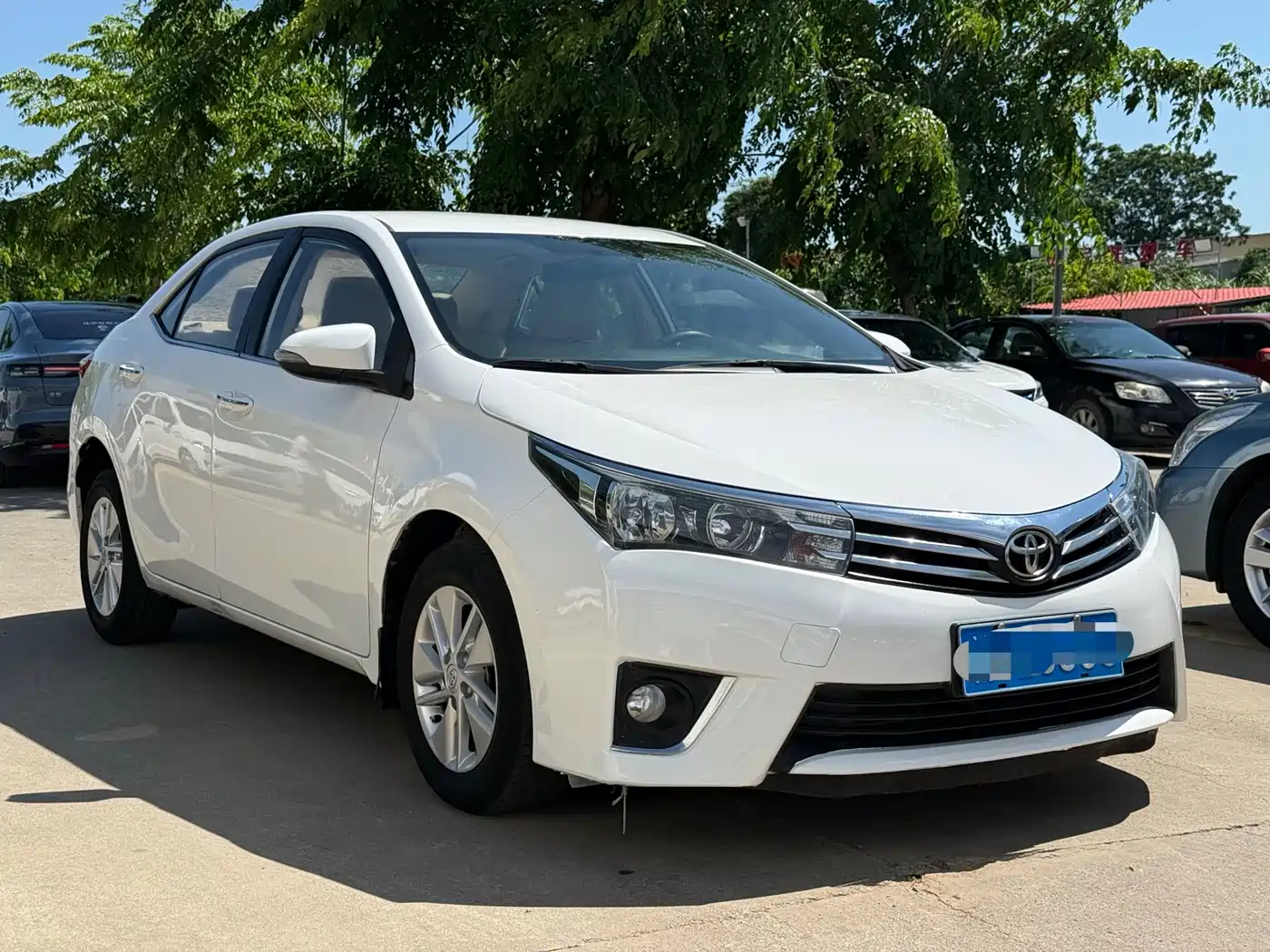 Toyota Corolla 2017 1.2T CVT GL фото 3