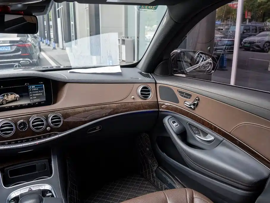Mercedes-Benz S-Class 2019 S 350 L Premium Ultimate Edition фото 11