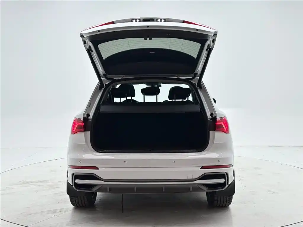 Audi Q3 2022 35 TFSI Fashion Dynamic фото 8
