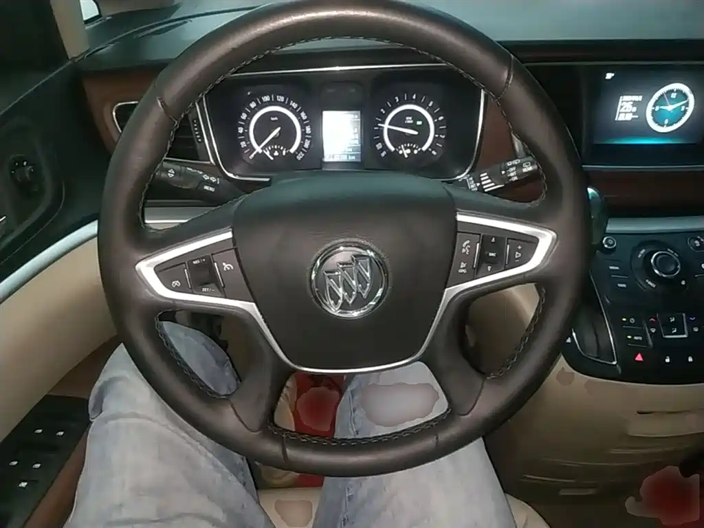 Buick GL8 2018 28T Luxury Model China VI фото 11