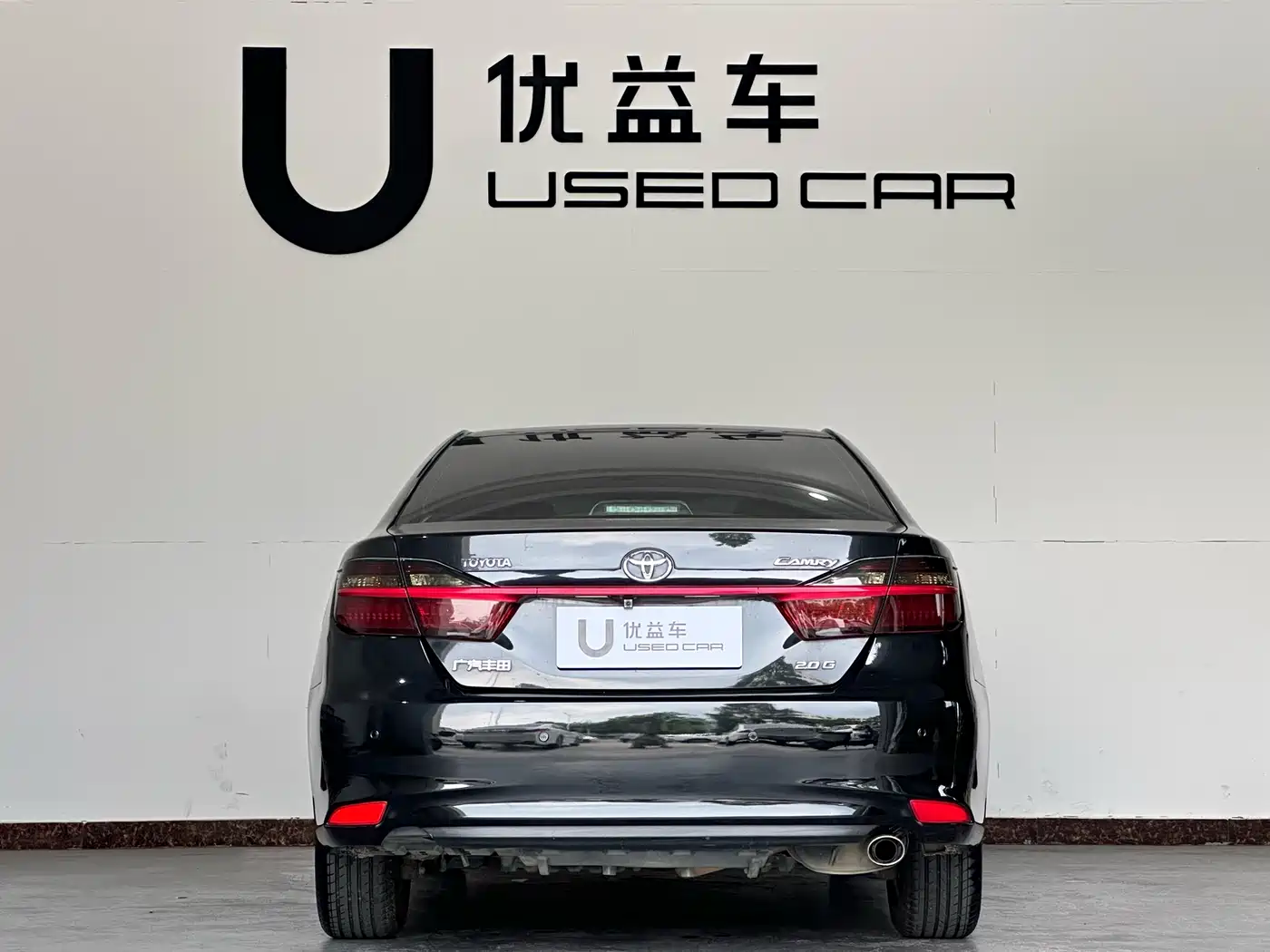 Toyota Camry 2016 2.0G 10th Anniversary Leading Edition фото 8