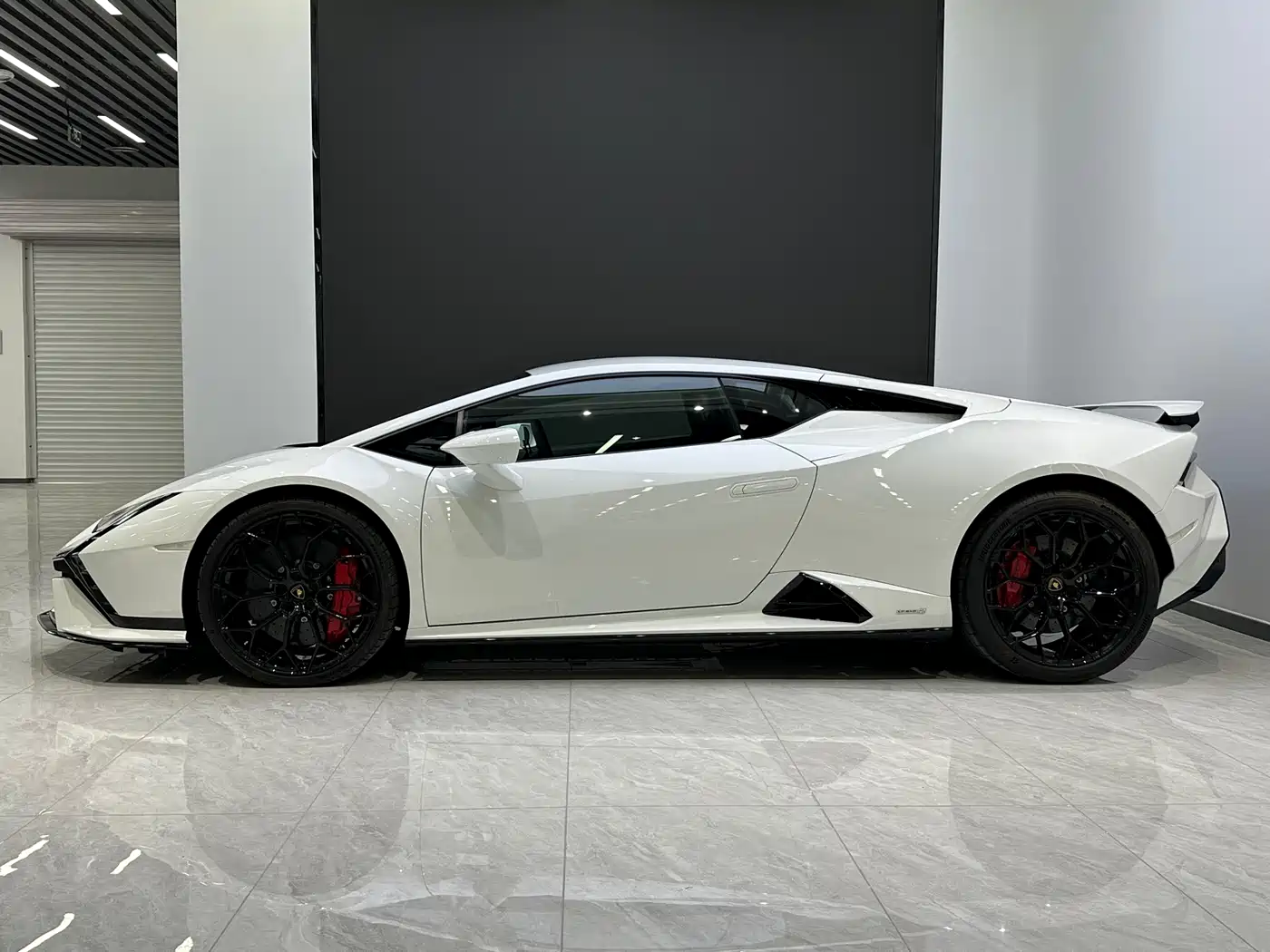 LAMBORGHINI HURACÁN