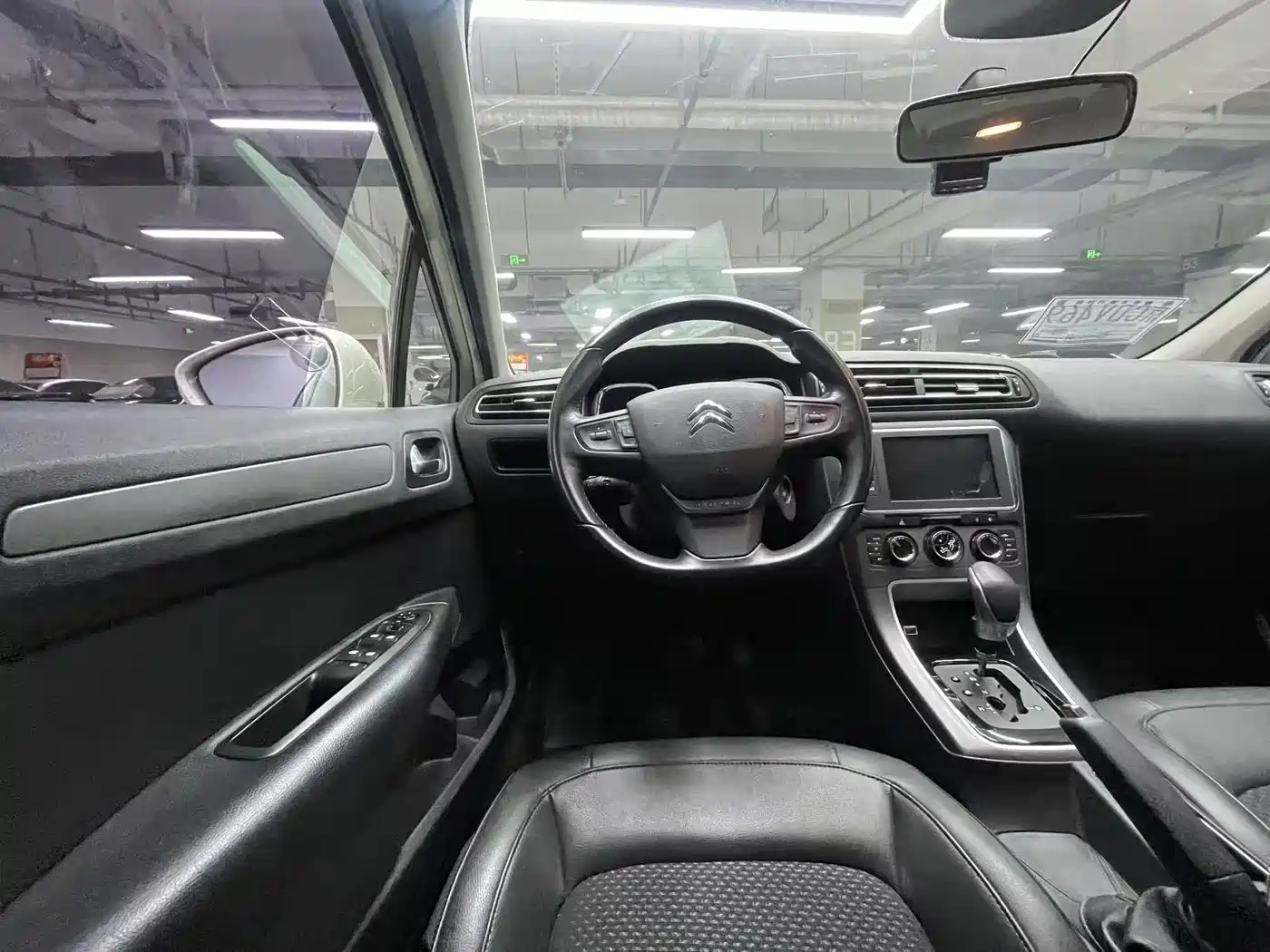 Citroën C4 C-Quatre 2016 2016 1.6L Automatic Luxury Model