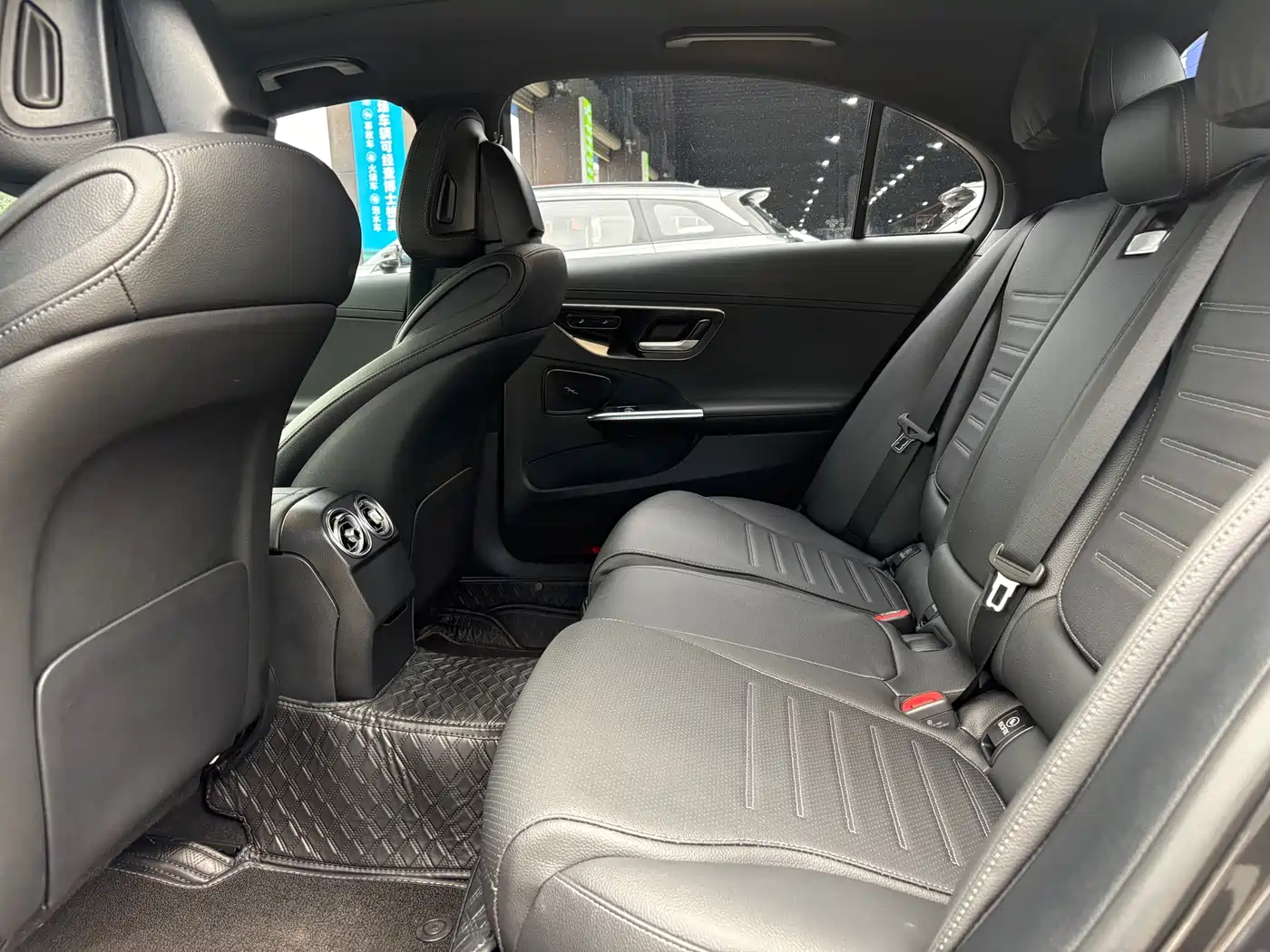 Mercedes-Benz C-Class 2023 C 260 L Sport фото 13