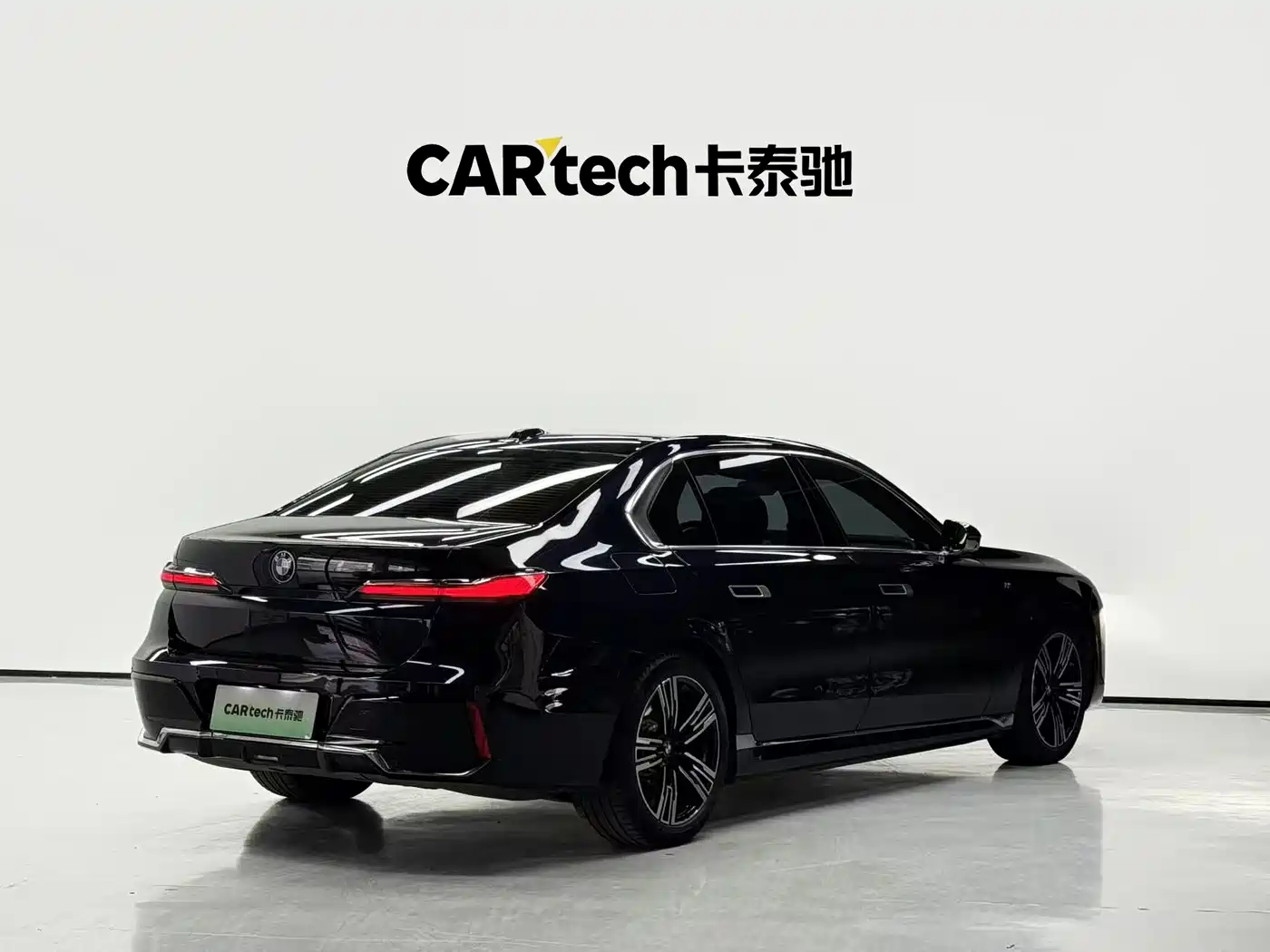 BMW i7 2023 eDrive50L Leading M Sport Package фото 25
