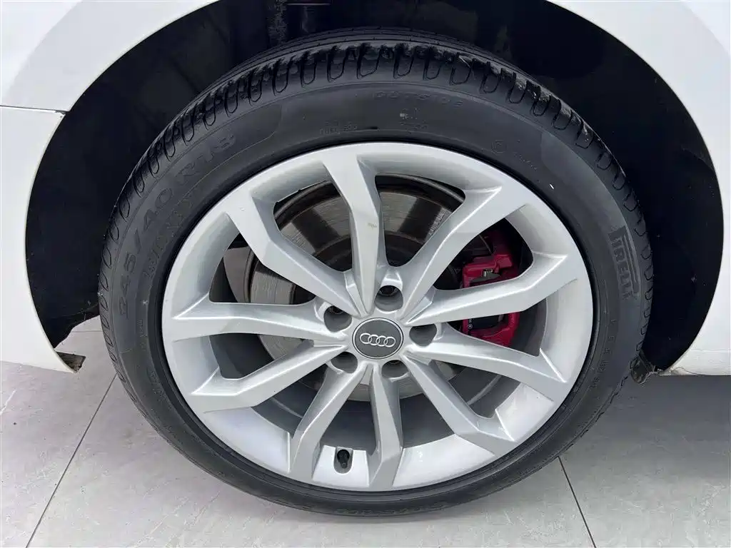 Audi A4L 2018 30th Anniversary 45 TFSI quattro Personality Sport фото 16