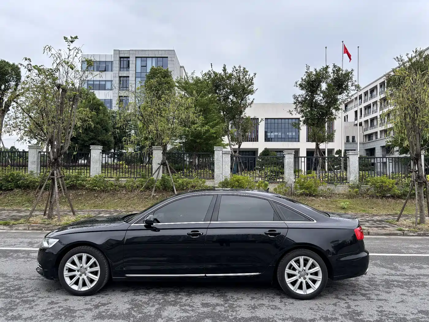 Audi A6L 2014 35 FSI Comfort фото 3