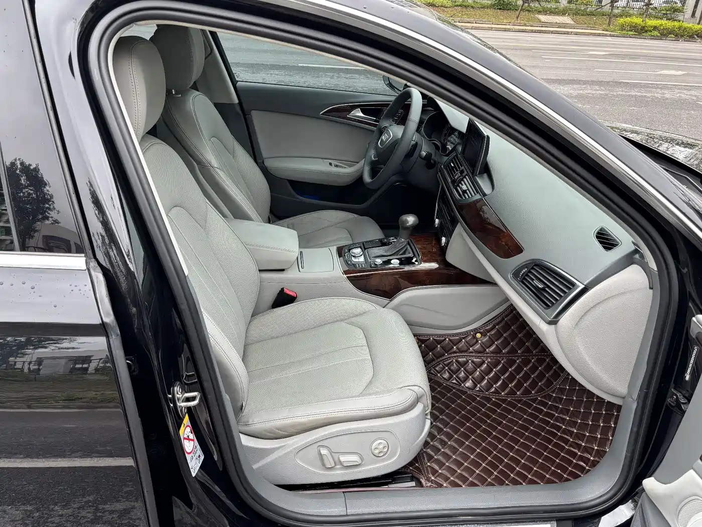 Audi A6L 2014 35 FSI Comfort фото 10