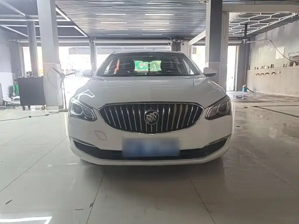 Фото 3 - Buick Excelle
