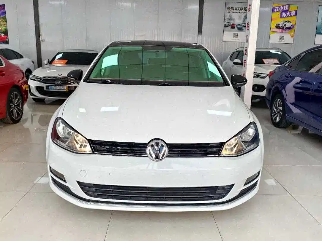 Volkswagen Golf 2016 1.6L Automatic Comfort фото 2