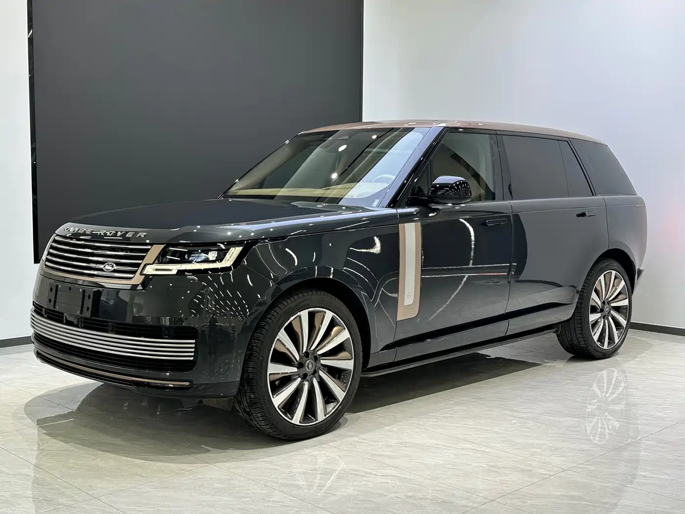 Land Rover Range Rover 2024 3.0 L6 400PS SV Honor Genesis Extended