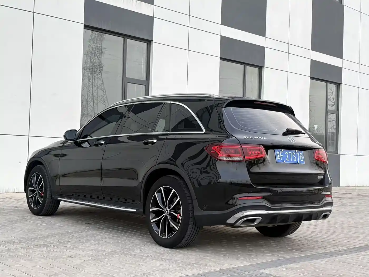 Mercedes-Benz GLC 2021 GLC 300 L 4MATIC Sporty фото 8